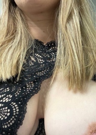 Claire-32-3562364-photo-1