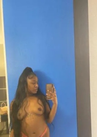 FREAK-21-3560238-photo-3