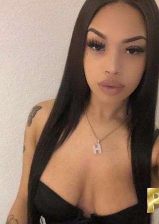 Sexy-21-3550659-photo-1