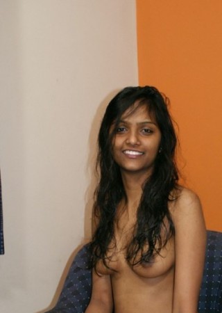 Personals | Profile Zara-19-3562363-photo-1