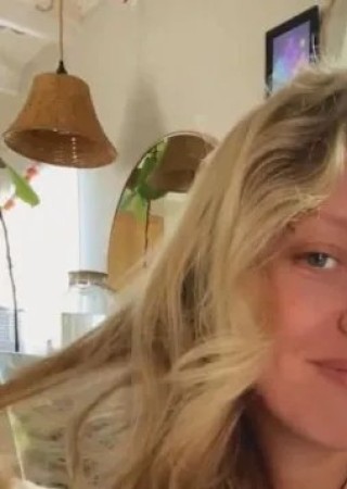 Mary-24-3561580-photo-0