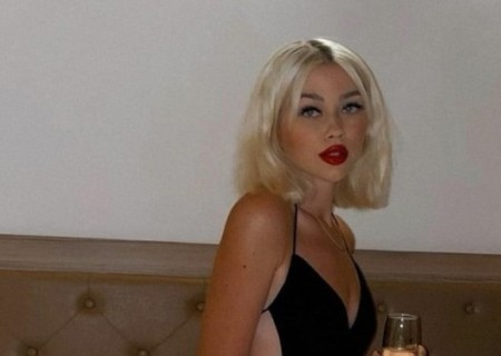 NAUGHTY-22-3562030-photo-2