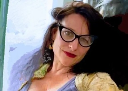 Lana B.-44-3561606-photo-1