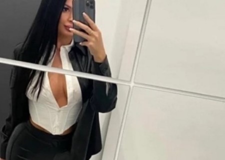 Bromley | Profile rose-23-3562006-photo-1