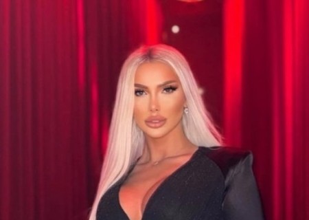 Alexia-21-3561905-photo-0