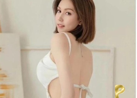 Laura-22-3548331-photo-0