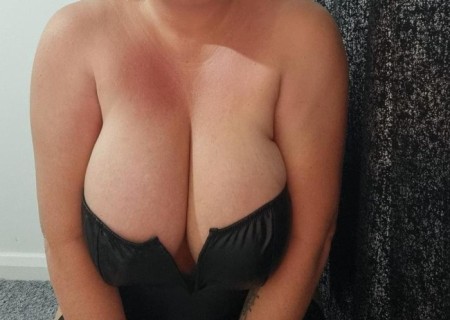 London | Profile ENGLISH AMY - VERY BUSTY 38JJ. VERY CURVY DRESS SIZE 22-0-3537761-photo-1