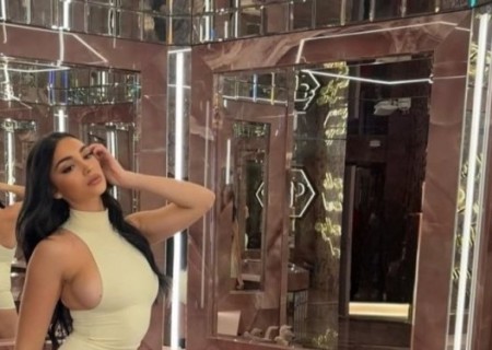 ALEXA-24-3561967-photo-1