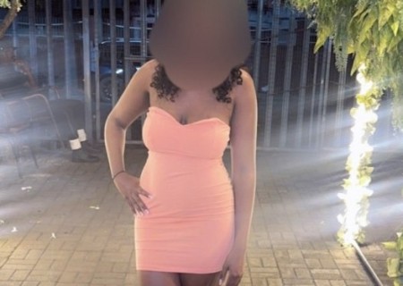 Ebony-28-3561862-photo-0