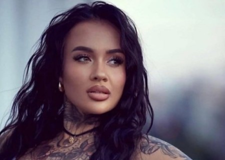 Brighton | Profile Bella-25-3561995-photo-1