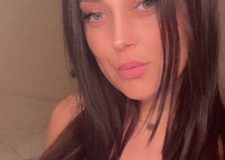 Bury St. Edmunds | Profile Bella-24-3562090-photo-1