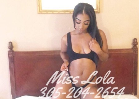 Miss Lola-22-3550463-photo-3