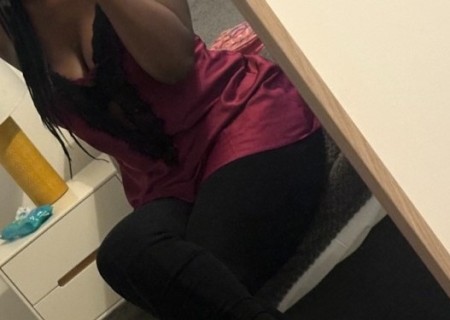 Ebony-28-3561862-photo-2