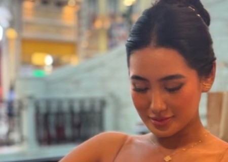 LOVELY-23-3561915-photo-0