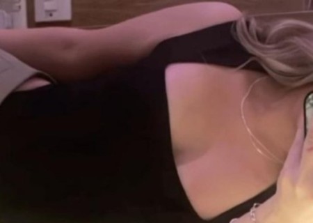 Naughty-22-3561977-photo-1