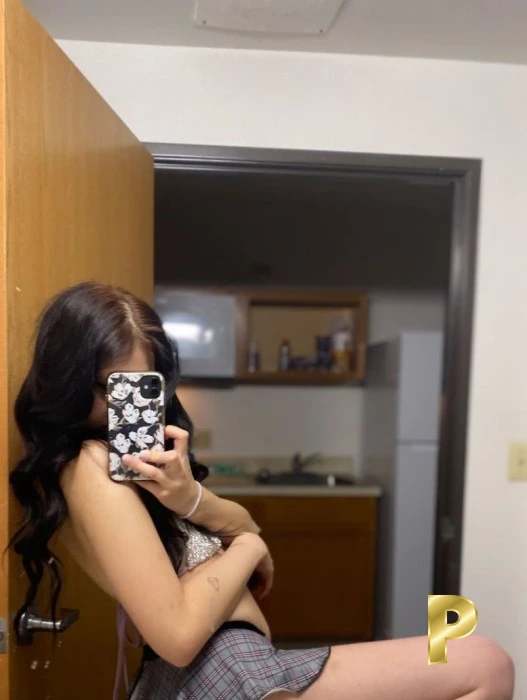 Faye-21-3551485-photo-7