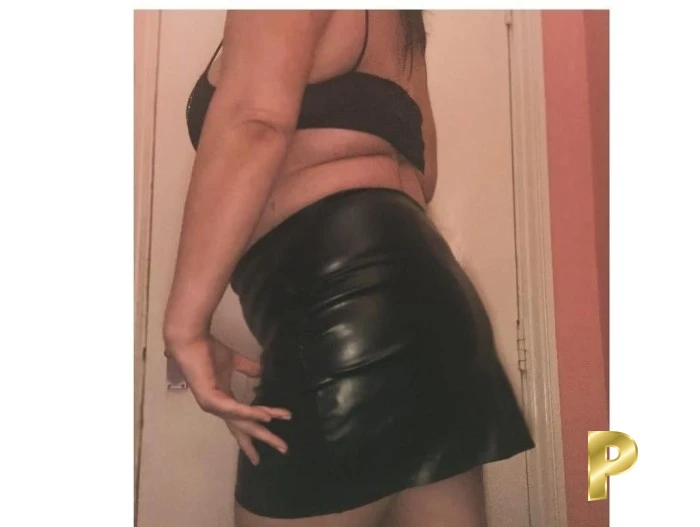 Stunning dancing beauty mature 🍑🍾🥂-0-3540846-photo-2